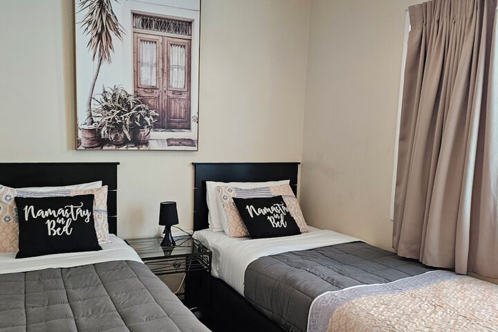 Room 11 of 39