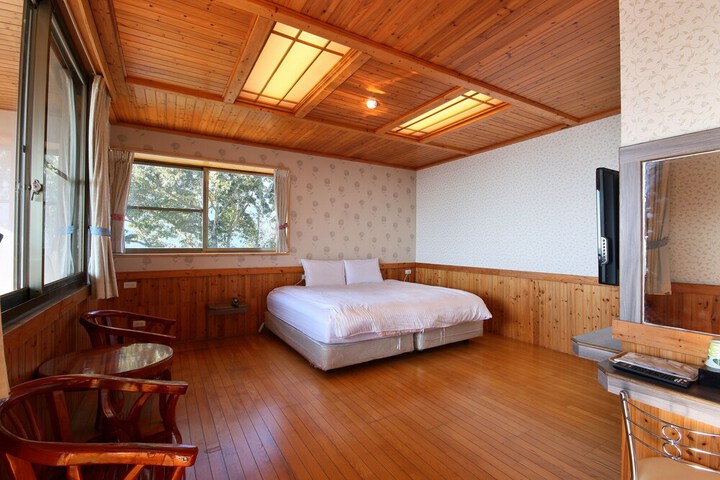 Room 20 of 30