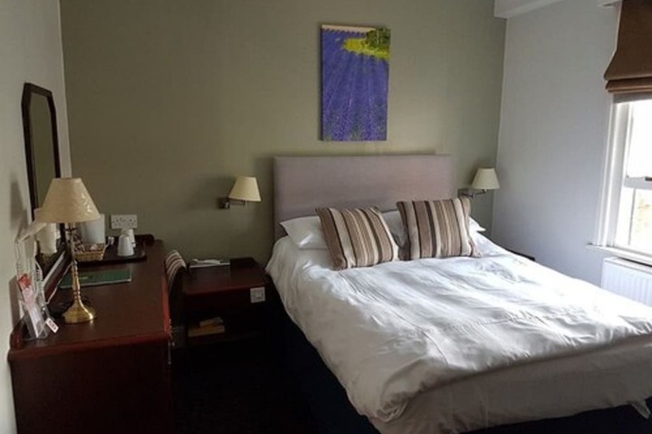 Room 13 of 69