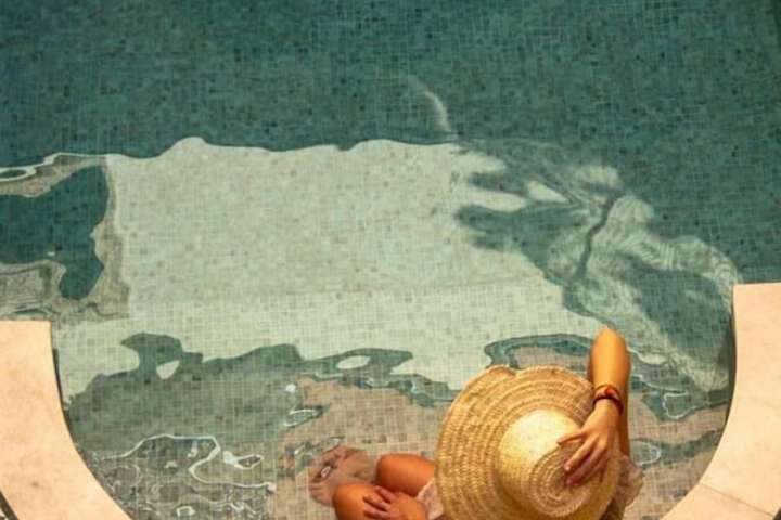 Pool 53 of 67