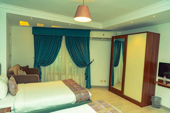 Room 26 of 158