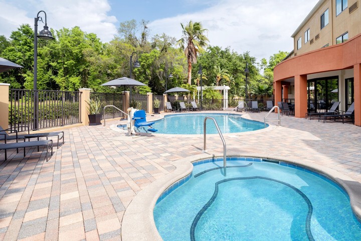 BBQ/picnic area