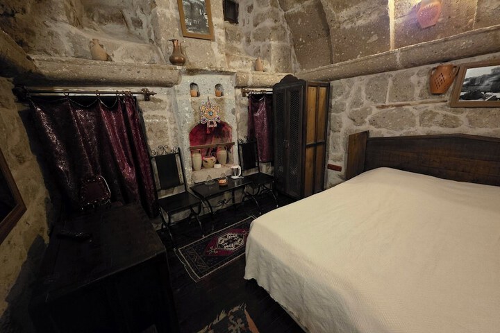 Room 174 of 578