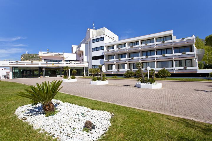 Hotel 96 of 143