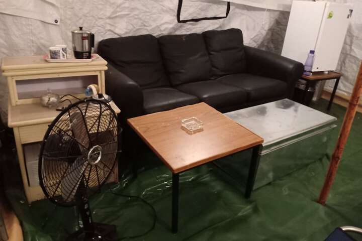 Room 9 of 36