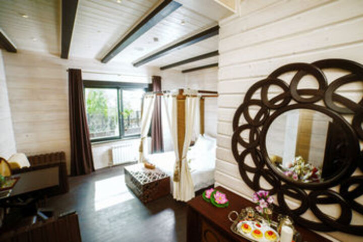 Room 12 of 61