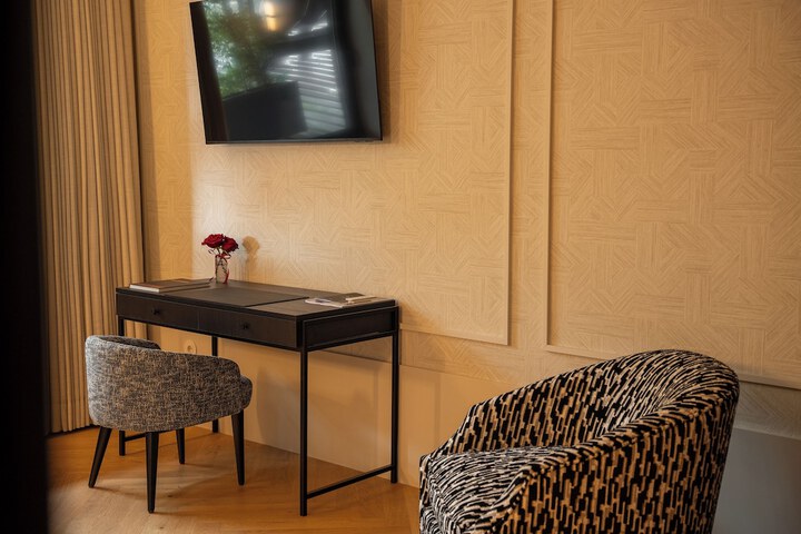 Room 15 of 58