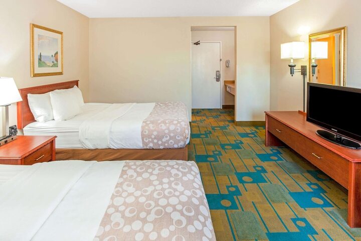 2 Double Beds Deluxe Room (7 of 11)