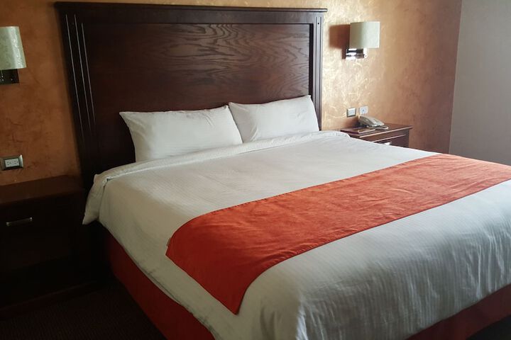 Room 14 of 29