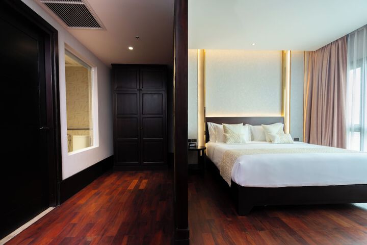 Room 46 of 125