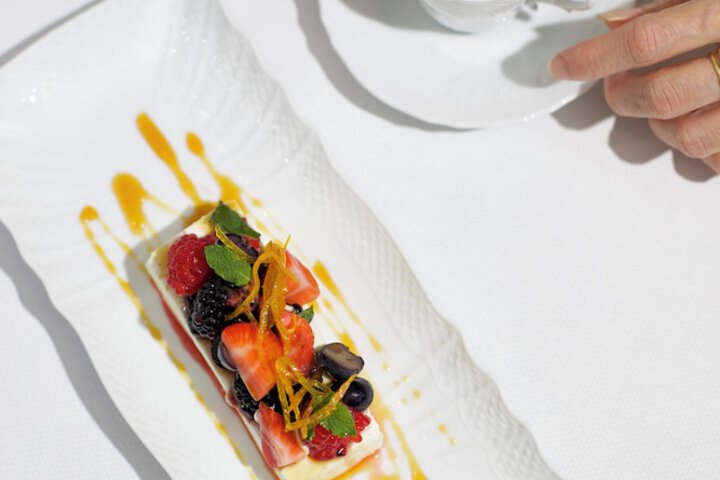 Dining 104 of 149