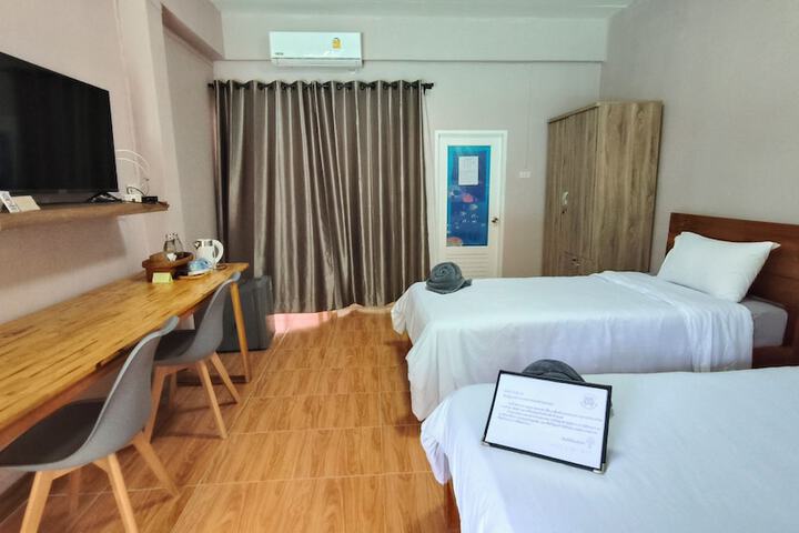 Room 7 of 22