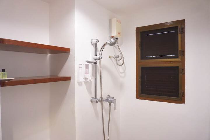 Room 51 of 64