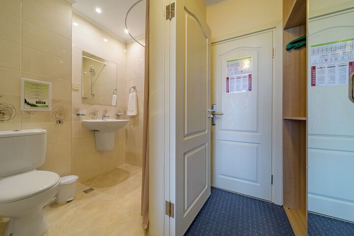 Room 12 of 45