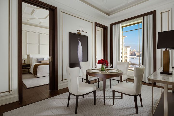 Room 21 of 122