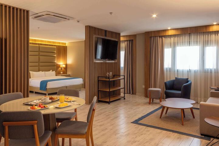 Room 21 of 51