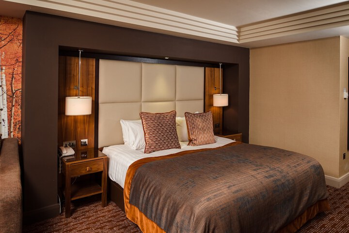 Room 13 of 67