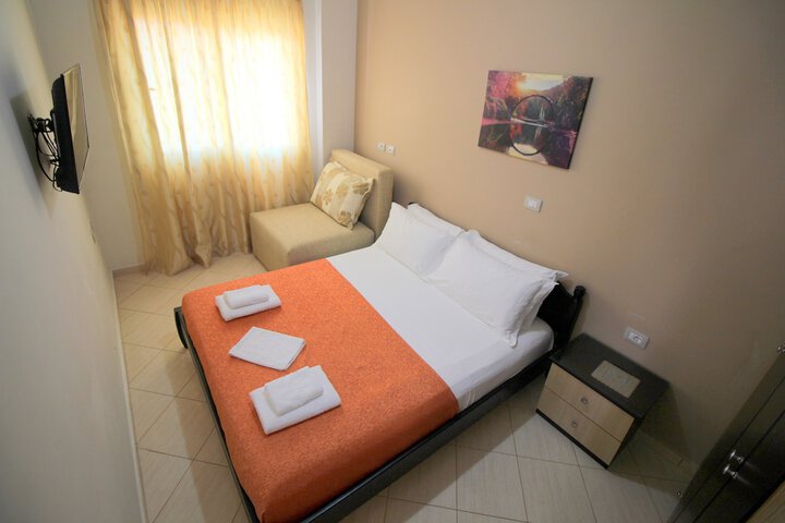 Room 30 of 58