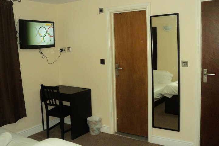 Room 20 of 72