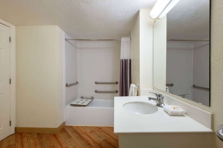 2 Double Beds Accessible (1 of 13)