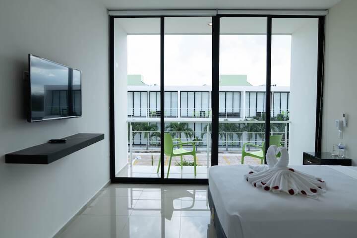 Room 15 of 42