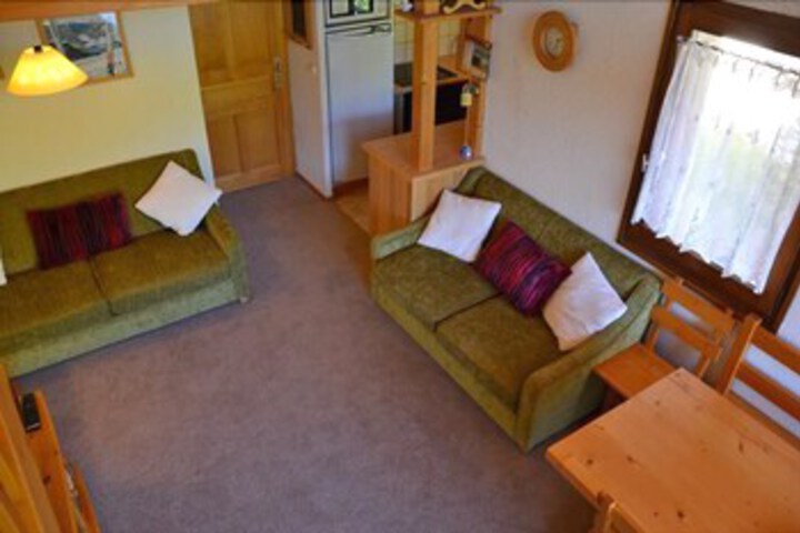 Room 6 of 15