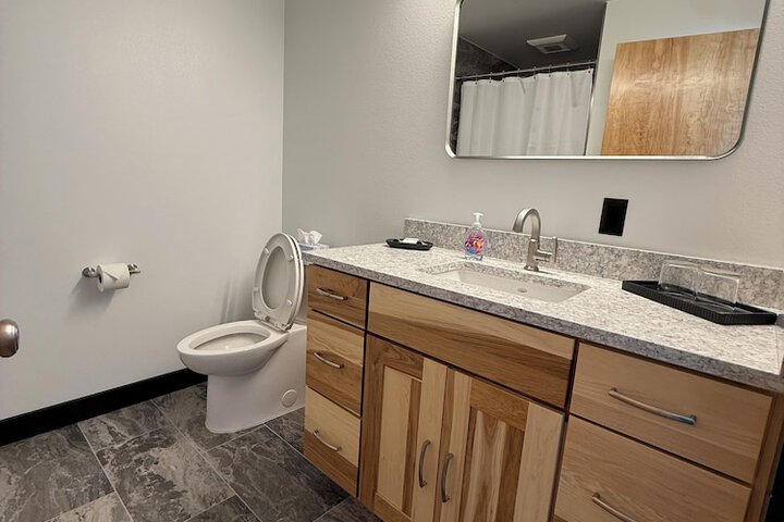 Room 8 of 22