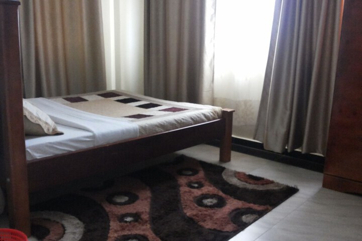 Room 8 of 43