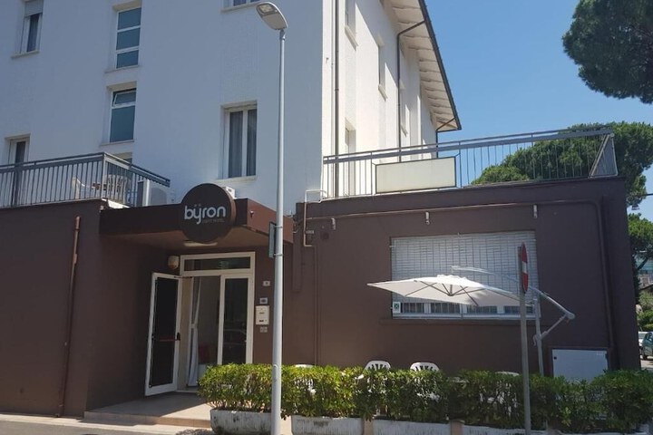 Hotel 43 of 43