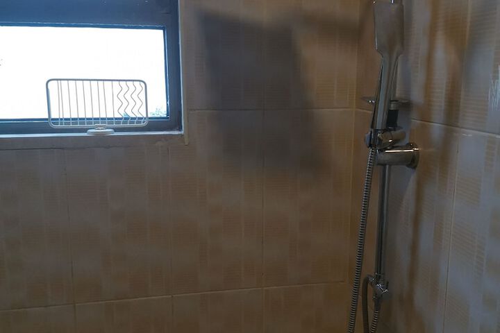 Room 15 of 21