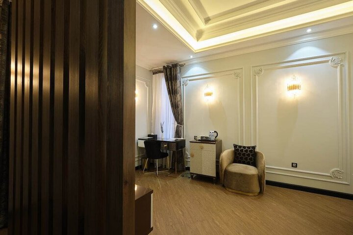 Room 17 of 78