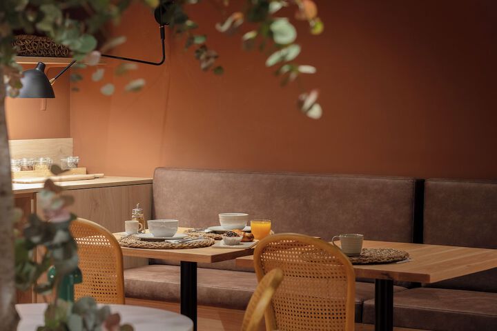 Breakfast/Coffee Service 17 of 26