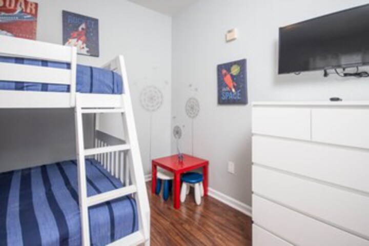 Room 51 of 81