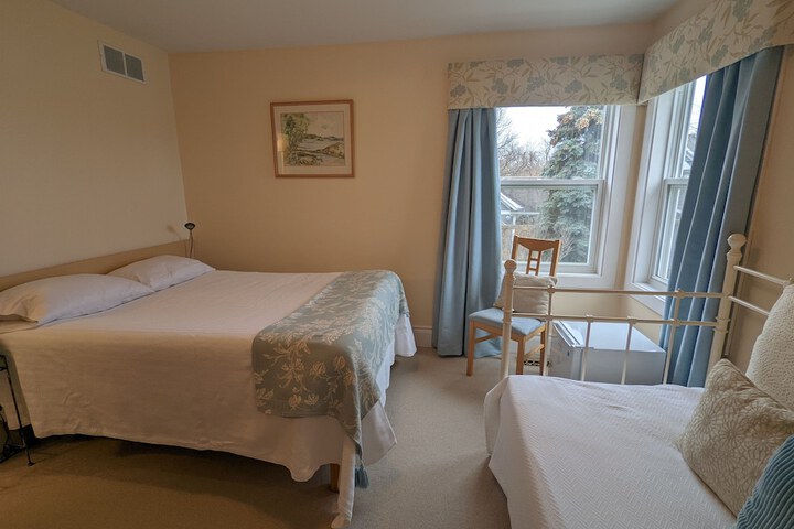 Room 15 of 24