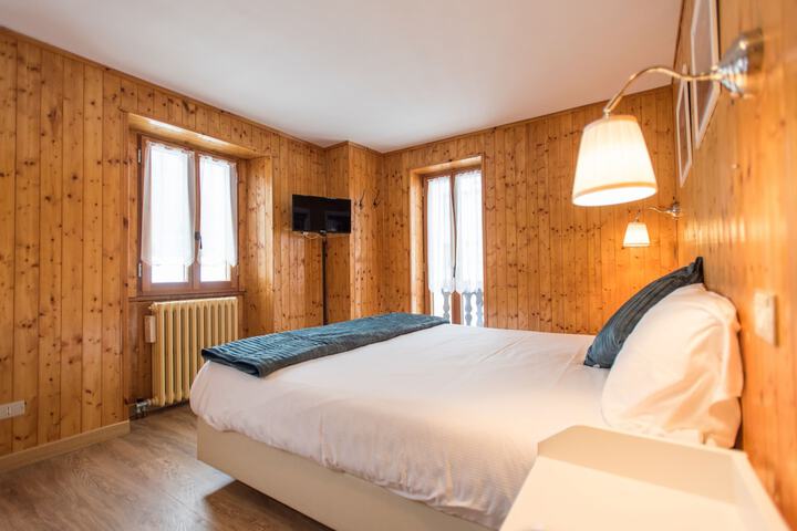 Room 43 of 93