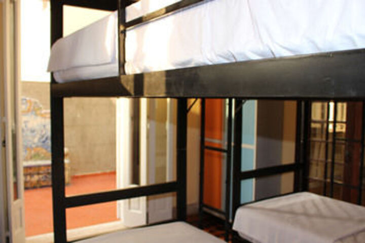 Room 19 of 36