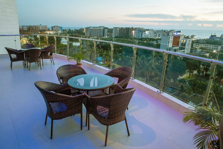 Terrace/Patio 13 of 28