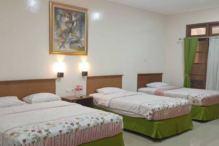 Room 3 of 13