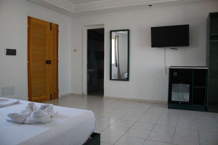 Room 74 of 153