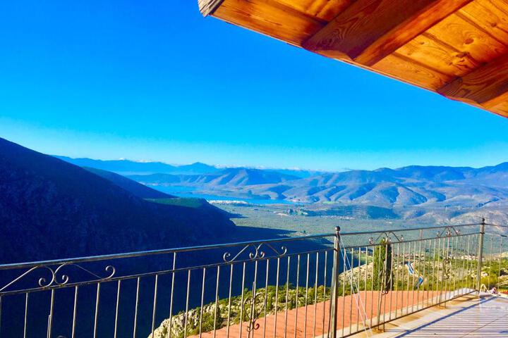 delphi aiolos center hotel panoramic view & yoga harmony hotel&rooms