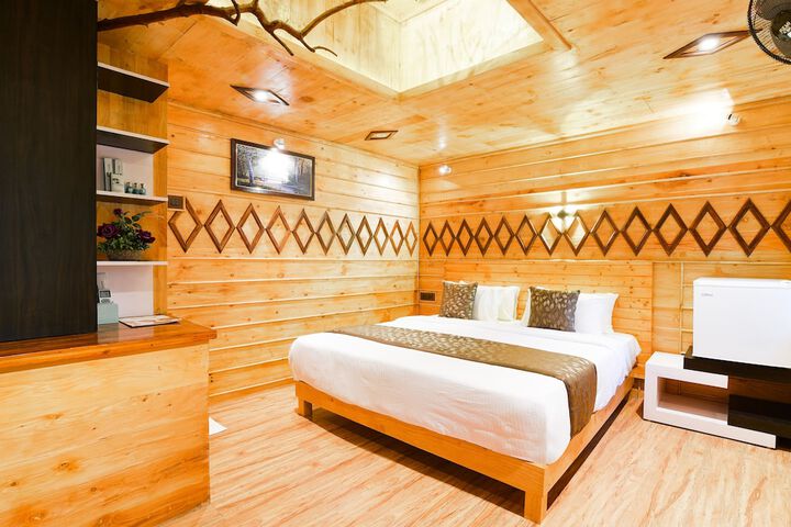 Room 20 of 30