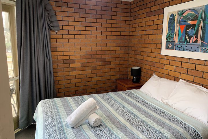 Room 23 of 75