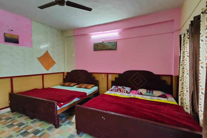 Room 6 of 26