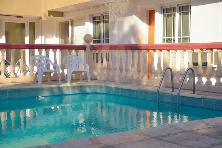 Pool 24 of 38