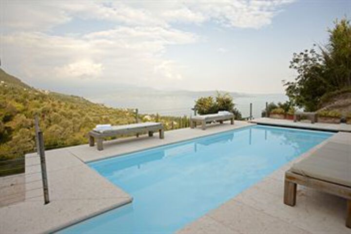 Pool 22 of 26