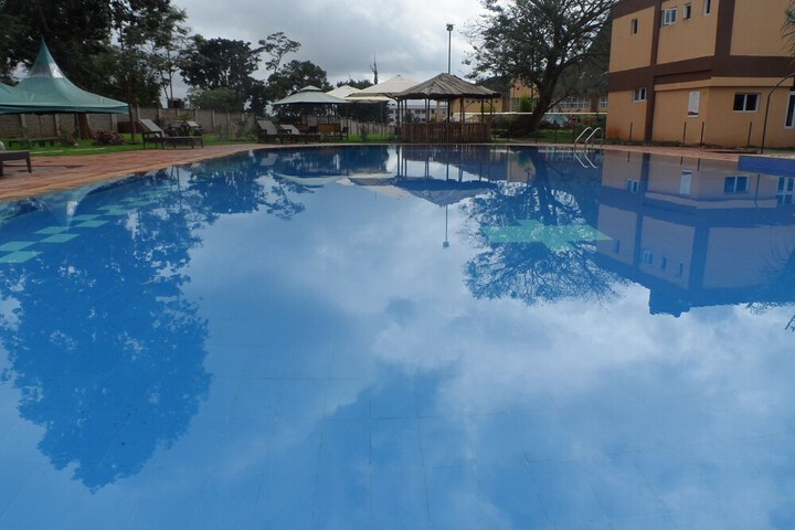 Pool 18 of 49
