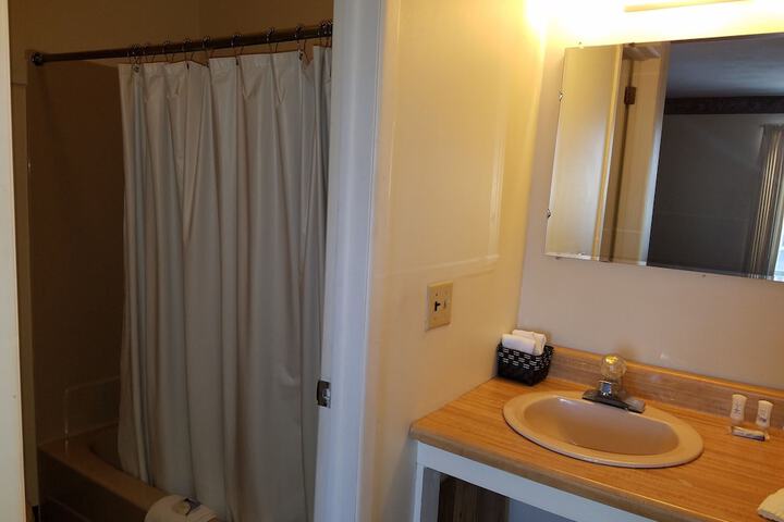 Room 42 of 58