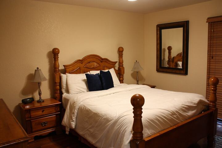 Room 19 of 121