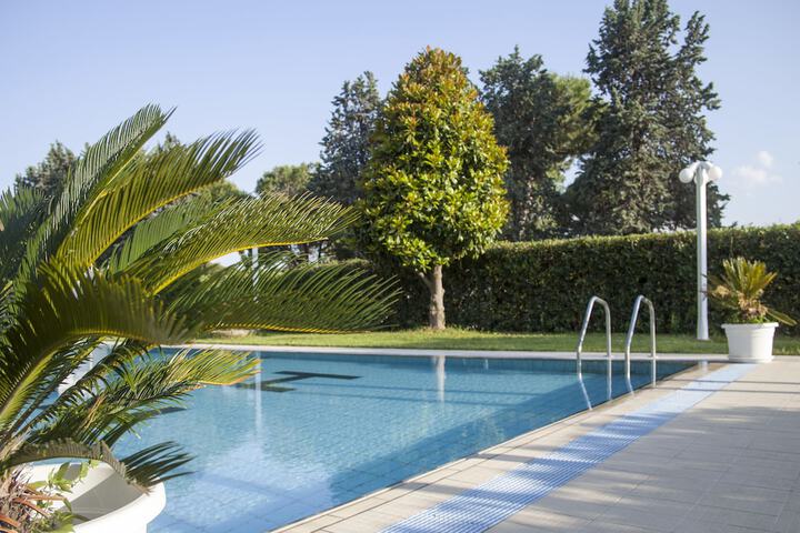Pool 9 of 52