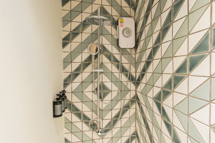 Room 46 of 73